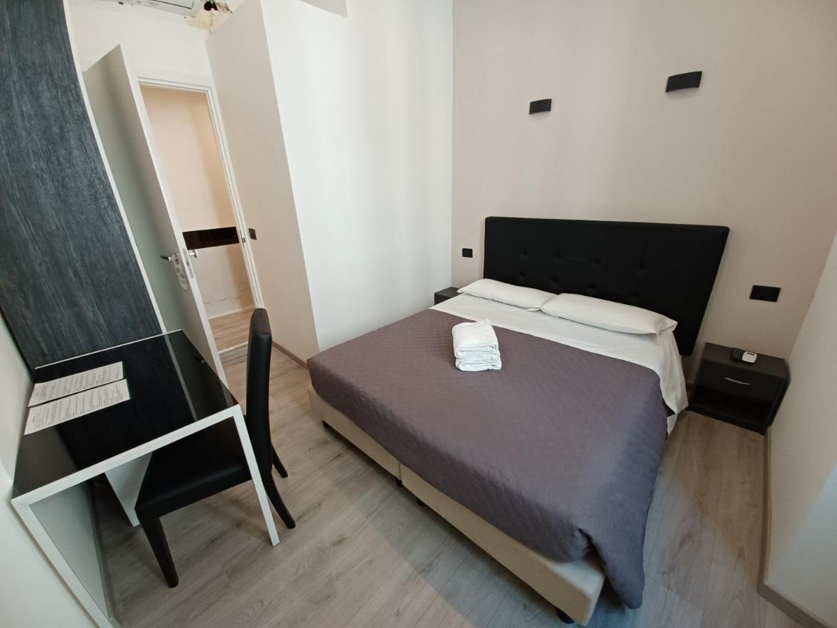 Hotel Mimosa Pantheon Рим Екстериор снимка
